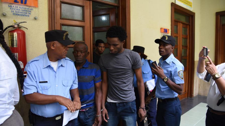 Dejan libre acusados de falsificar medicamentos por falta de pruebas