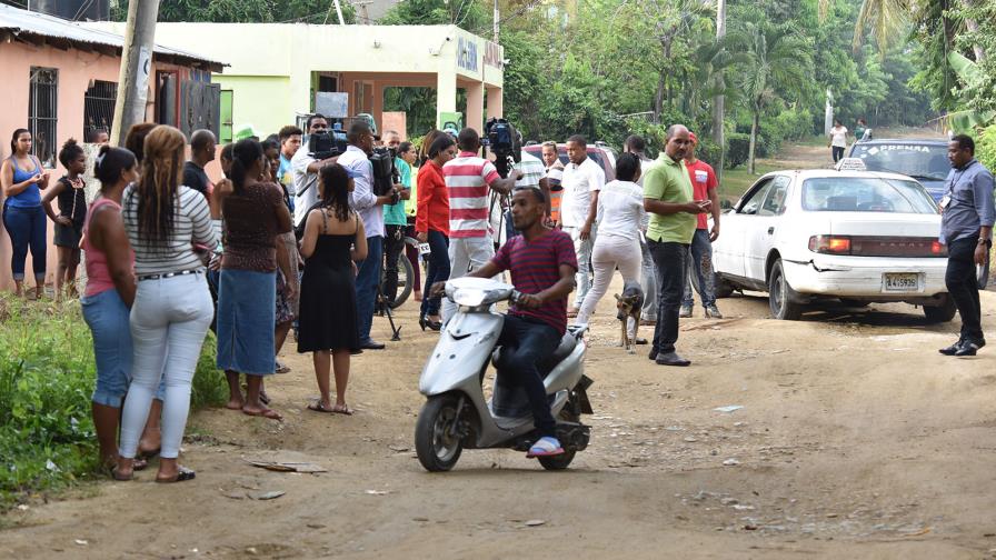 En San Miguel de Los Alcarrizos vuelven a clamar por arreglo de las calles