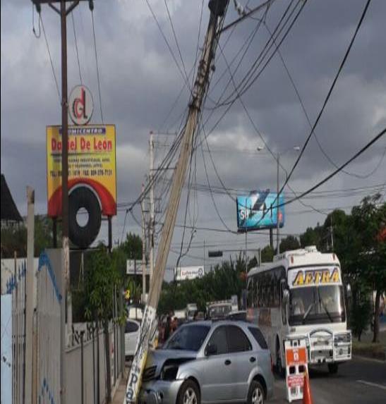 Accidente de tránsito dejó varios municipios de Santiago sin energía eléctrica