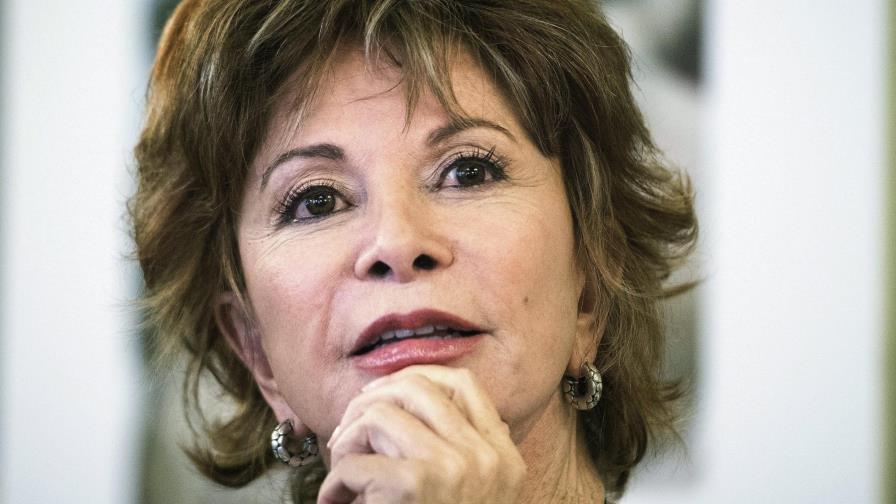 Isabel Allende celebra sus 75 años con un nuevo libro y un nuevo amor 
