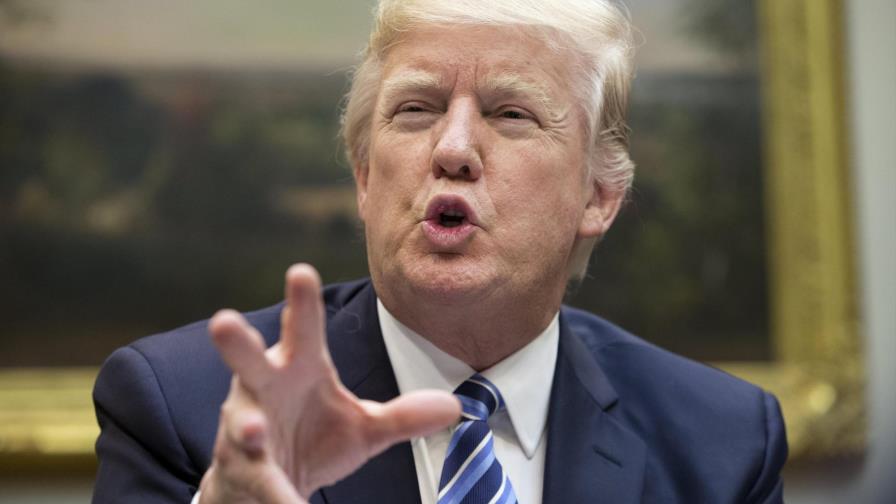 De Trump a Peña Nieto: que deje de decir que México no pagará el muro De Trump a Peña Nieto: que deje de decir que México no pagará el muro