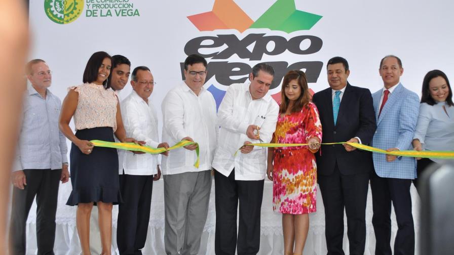 La exposición Vega Real abre al público hasta el domingo