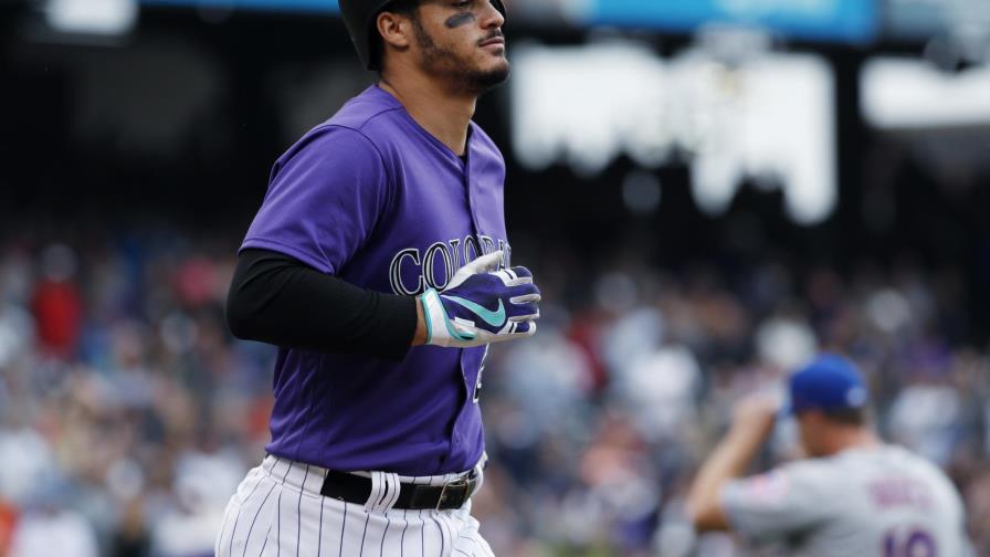 VIDEO: Rockies dejan tendidos a Mets con pasaporte con casa llena; Amed Rosario dispara triple 