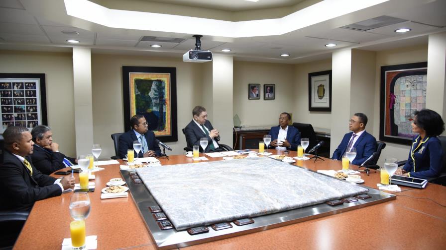 Alcaldes citan los grandes problemas que afectan a Samaná