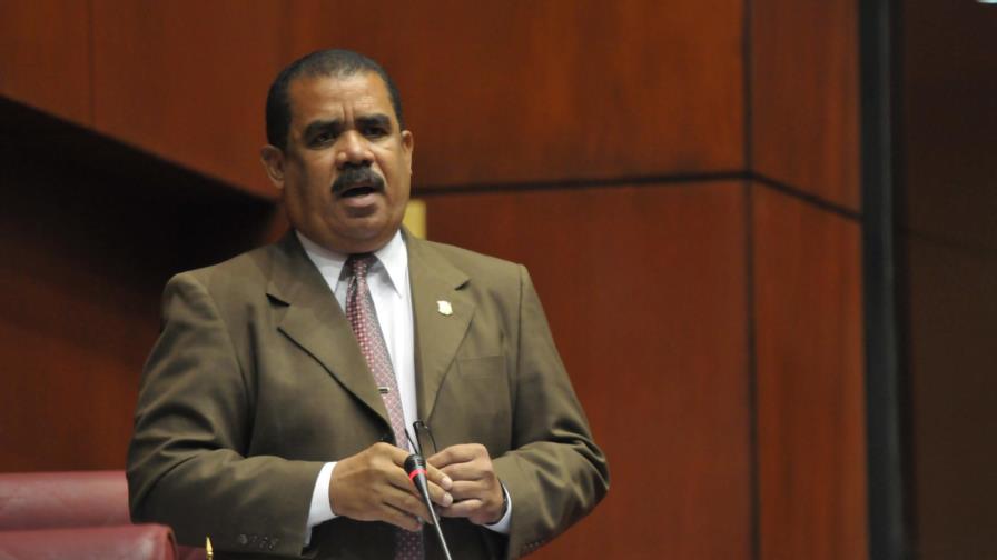 Observatorio Legislativo destaca labor del senador Sánchez Roa Observatorio Legislativo destaca labor del senador Sánchez Roa