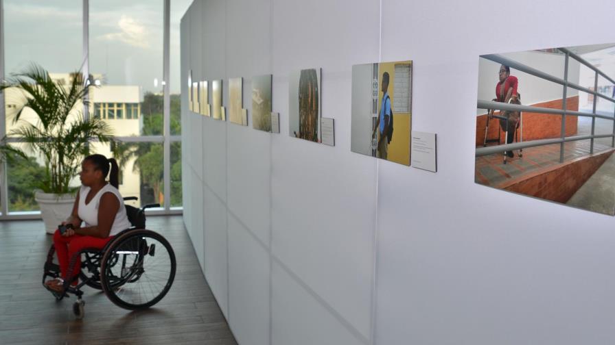 Exposición fotográfica por la educación inclusiva para jóvenes con discapacidad