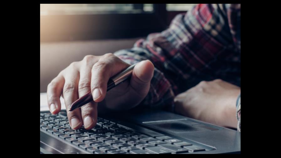 Impuestos y Internos crea catálogo de trámites en su portal