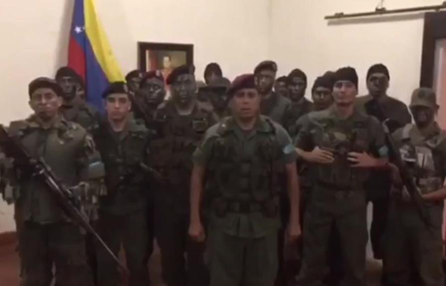 Grupo militar se subleva en norte de Venezuela y es reducido por el Ejército