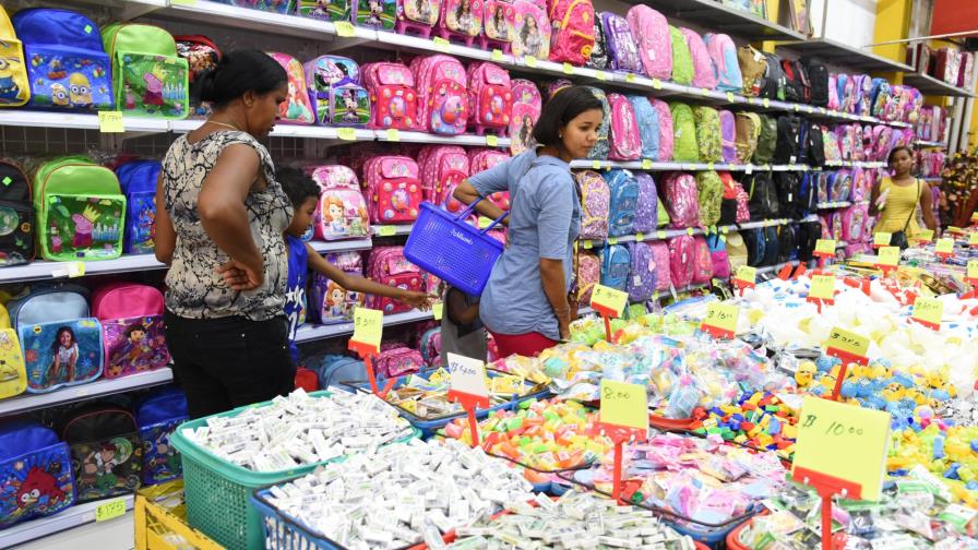 Preparar un hijo para la escuela puede salir hasta por RD$40,000 Preparar un hijo para la escuela puede salir hasta por RD$40,000