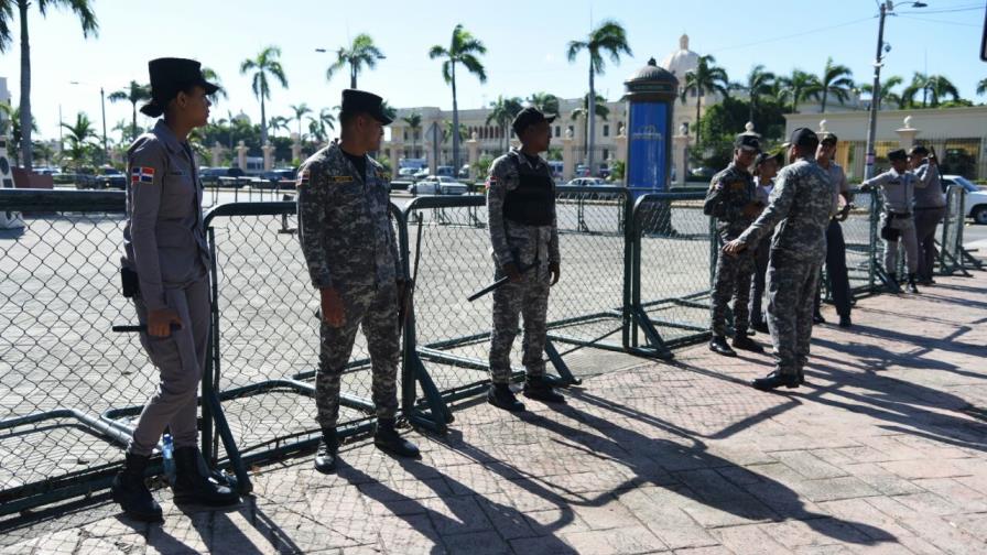 Impiden a grupo darle al Palacio Nacional las vueltas de Jericó para derribar corrupción gubernamental Impiden a grupo darle al Palacio Nacional las vueltas de Jericó para derribar corrupción gubernamental