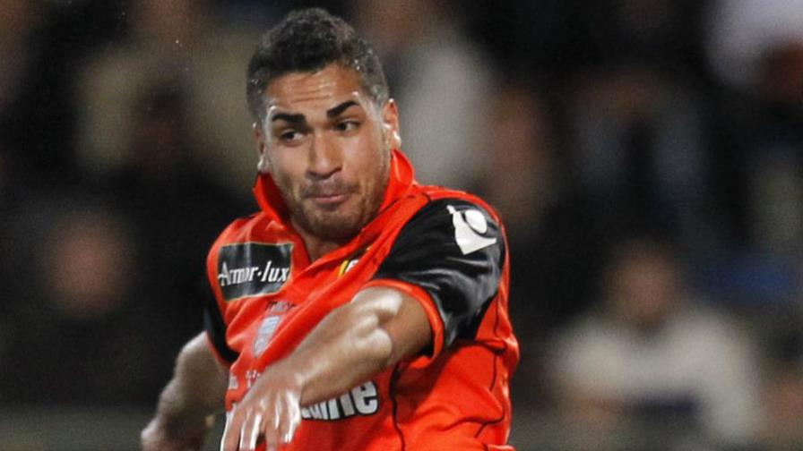 VIDEO: La escalofriante lesión de un jugador en un partido de fútbol 