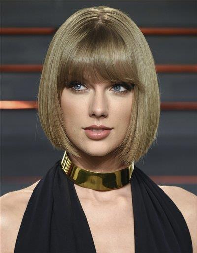 Taylor Swift testifica en juicio contra un DJ por “agarrarle el trasero bajo la falda”