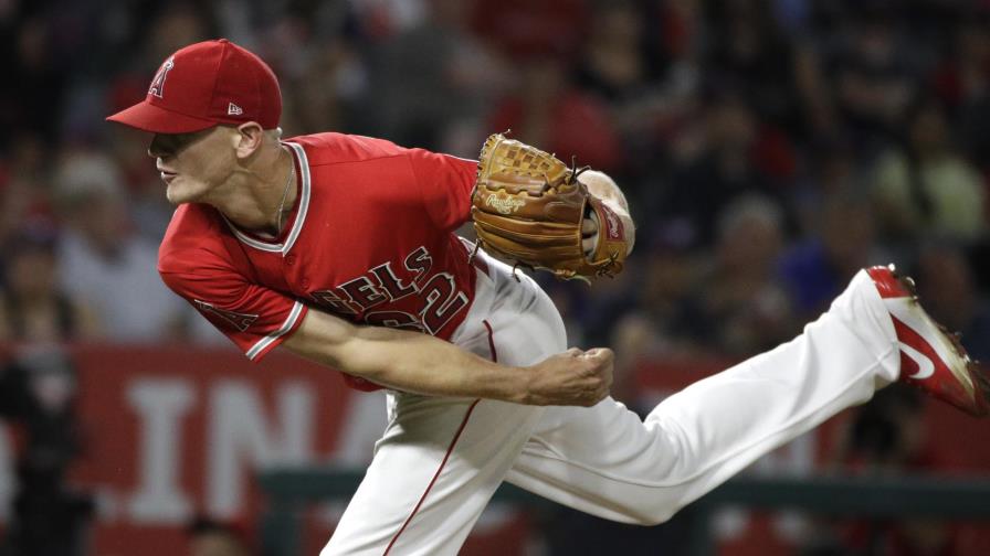 Bridwell brilla ante exequipo, Angelinos ganan 3-2 a Orioles 