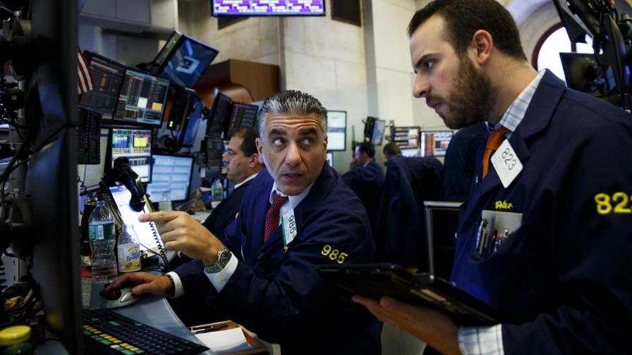 Wall Street abre con pérdidas por nuevas tensiones en torno a Corea del Norte Wall Street abre con pérdidas por nuevas tensiones en torno a Corea del Norte