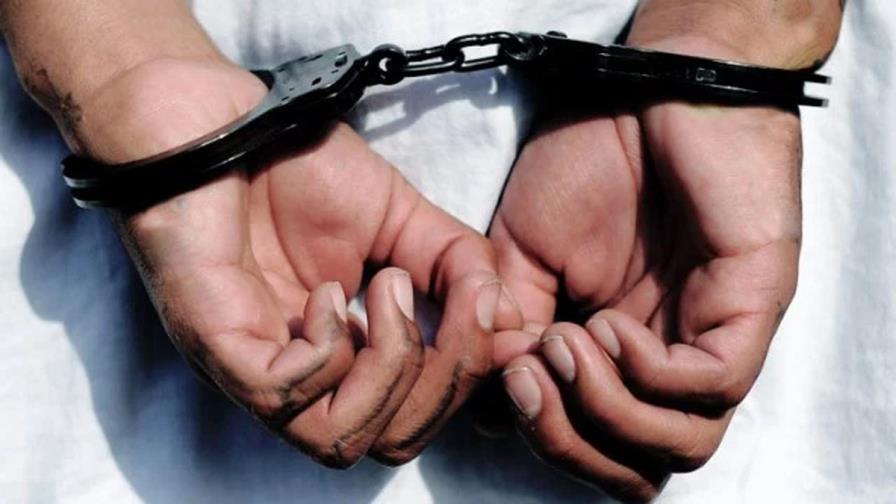 Detienen dominicano por robo de cáliz en  una iglesia de  Nueva Jersey