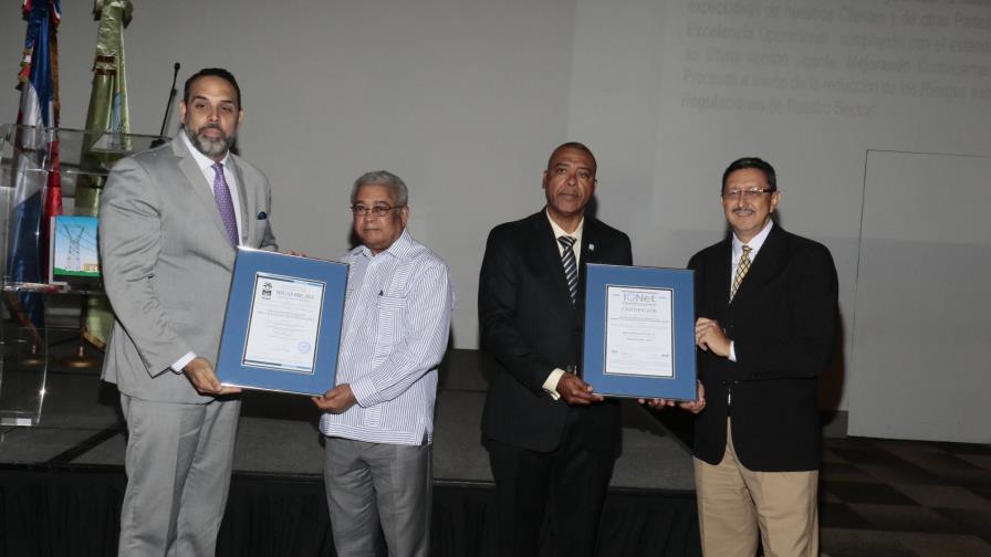 Empresa de Transmisión Eléctrica Dominicana recibe certificación ISO 9001-2015 Empresa de Transmisión Eléctrica Dominicana recibe certificación ISO 9001-2015