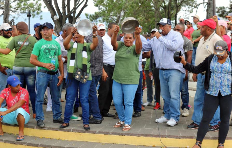 Agricultores de Valle Nuevo solicitan intervención del presidente Danilo Medina