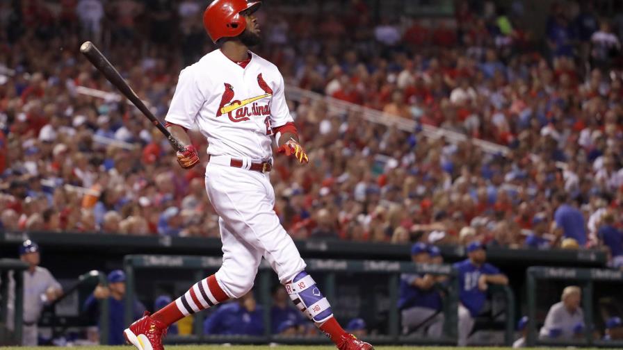 Cardenales gana sexto en fila gracias a grand slam de Dexter Fowler 