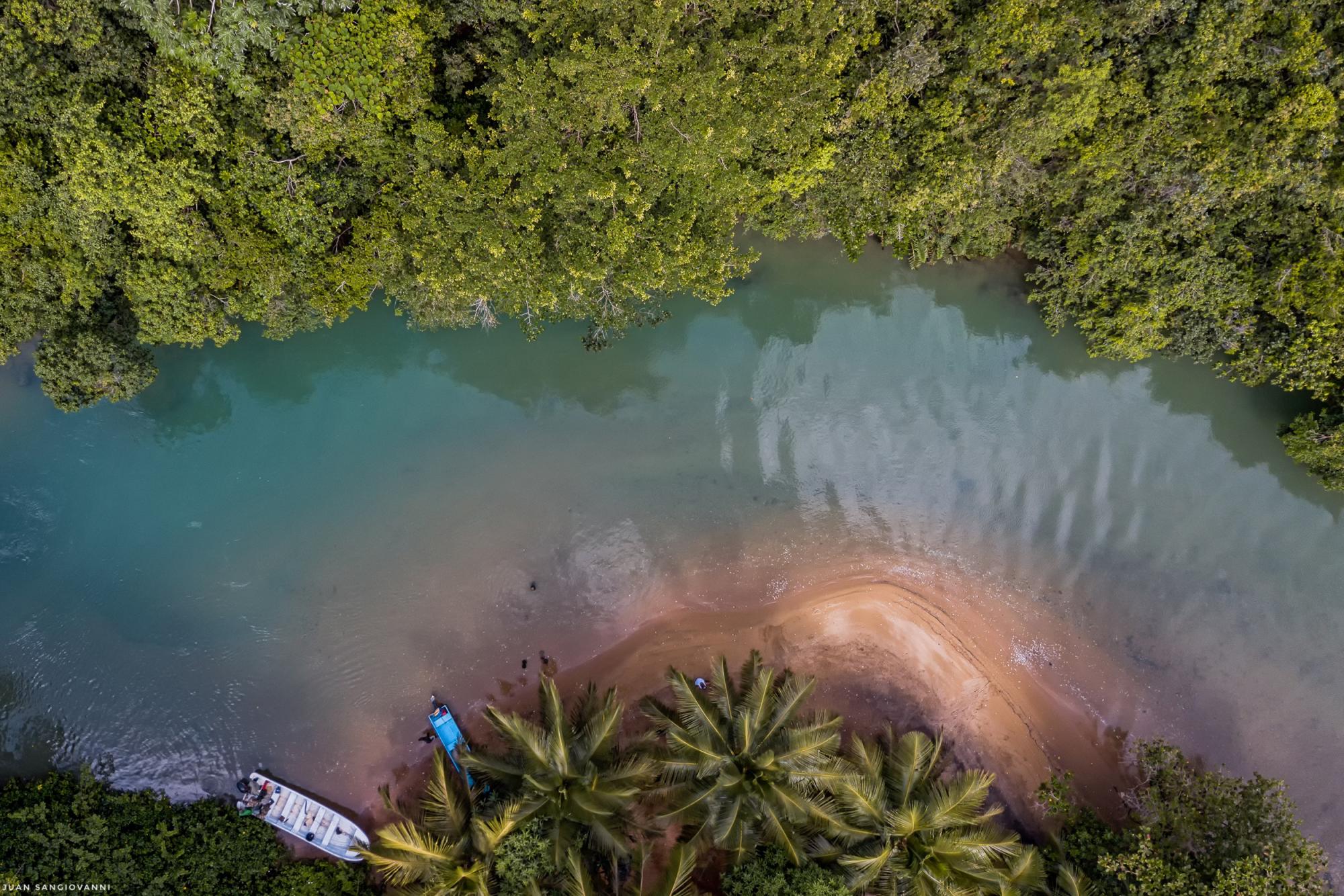 Vista aérea del río El Naranjo 