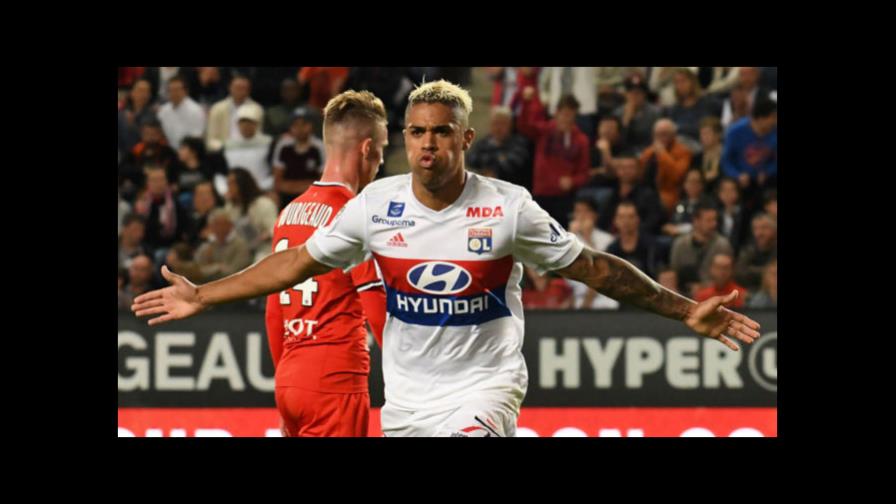 Mariano Díaz volvió a anotar en la victoria del Lyon en Francia