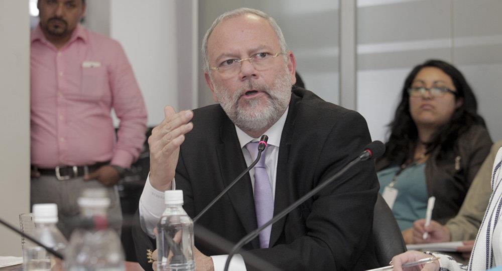 Ministro ecuatoriano responderá por caso Odebrecht 