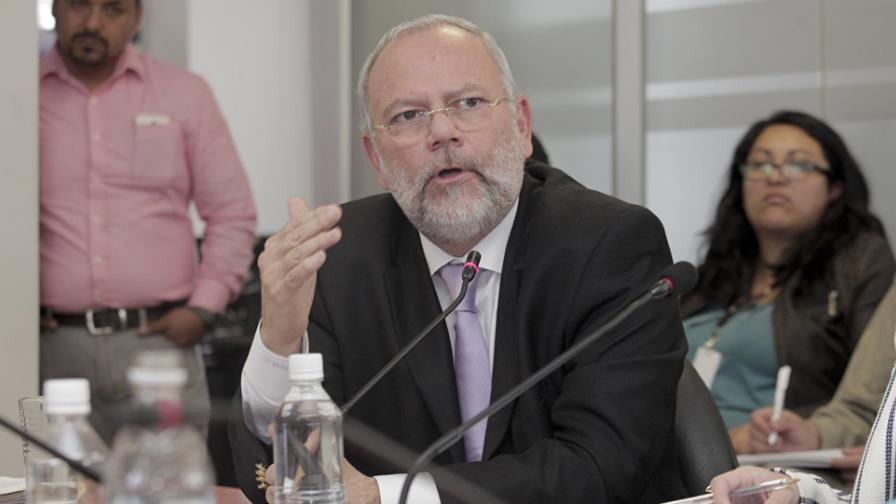 Ministro ecuatoriano responderá por caso Odebrecht 