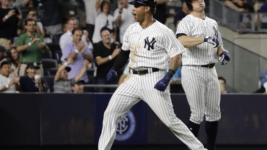 VIDEO: Hicks lidera rally de cinco vueltas para que los Yanquis despierten ante Medias Rojas