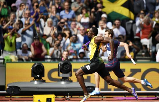Usain Bolt sale hoy por última vez a la pista; correrá el relevo  4x100 en Mundial de atletismo