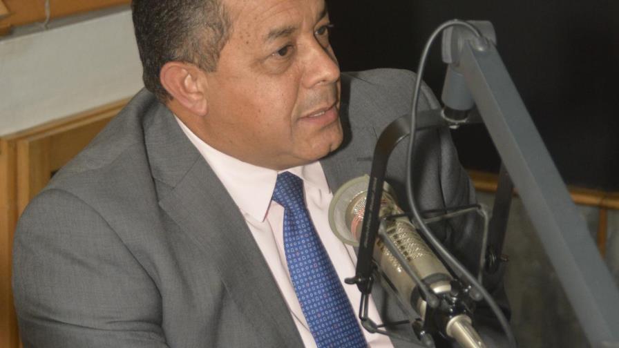 Director IAD anuncia entrega de títulos definitivos en San Juan