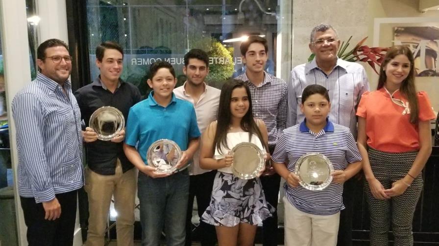 Fedogolf despide golfistas que jugaron en el Tour Nacional Juvenil