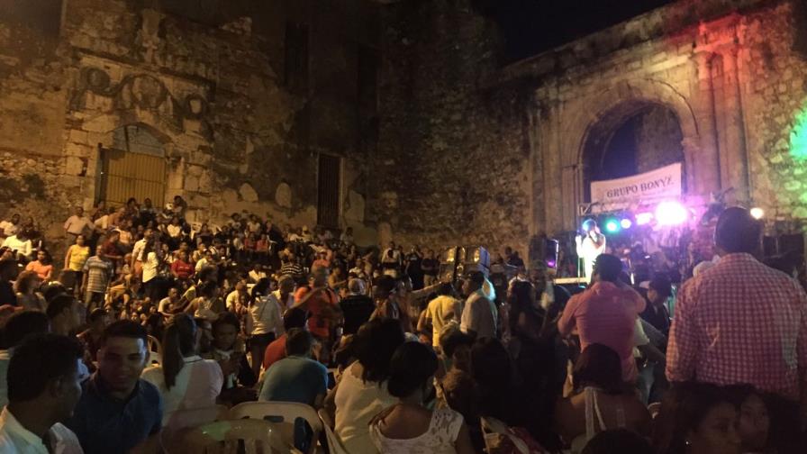 De lo religioso a lo pagano, en un ambiente sano De lo religioso a lo pagano, en un ambiente sano