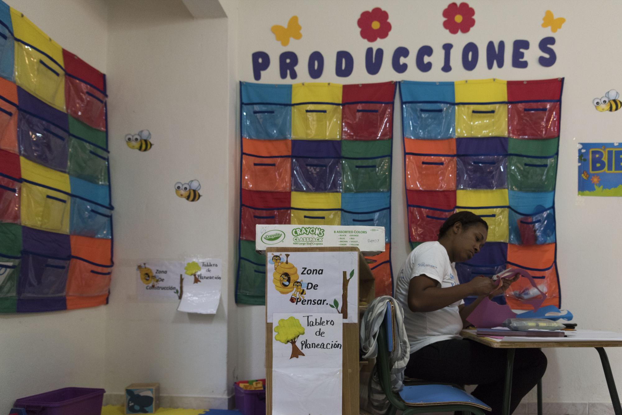 Vista de la sala de Producciones para niños y niñas que asisten dos veces por semana al CAFI La Altagracia.