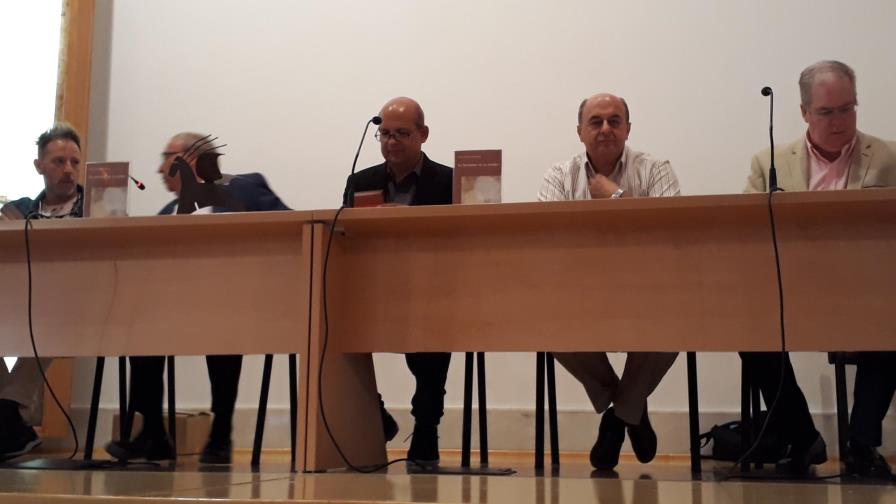 Entregan al dominicano José Enrique Delmonte  el XV Premio Internacional de Poesía León Felipe