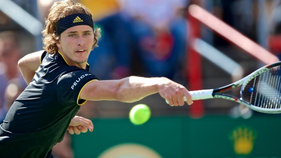 Zverev derrota a Federer y gana Masters 1000 de Montreal Zverev derrota a Federer y gana Masters 1000 de Montreal