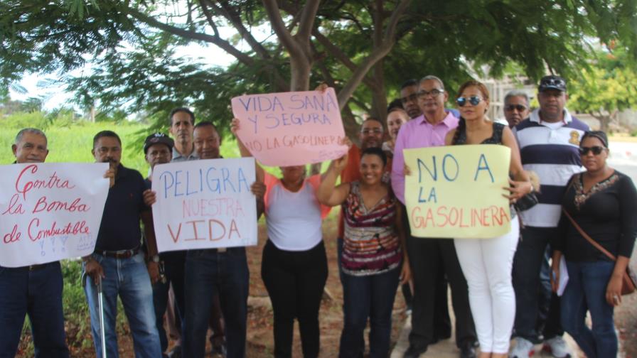 Rechazan construcción de estación de combustibles en residencial próximo a la avenida España Rechazan construcción de estación de combustibles en residencial próximo a la avenida España