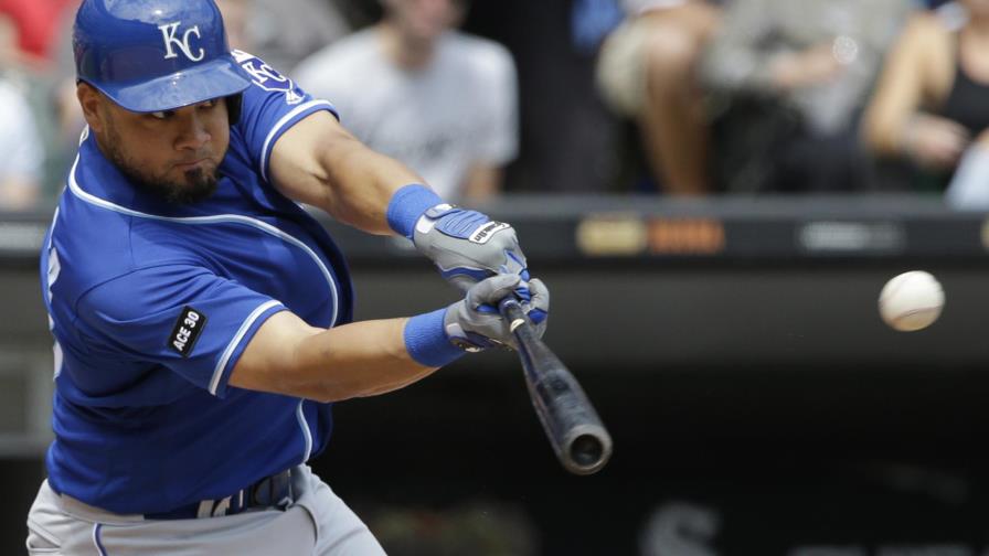 Bonifacio pega jonrón y Reales aplastan a Medias Blancas Bonifacio pega jonrón y Reales aplastan a Medias Blancas