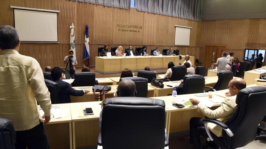 Plantean escala salarial para regidores en base a ley e ingresos de cabildo