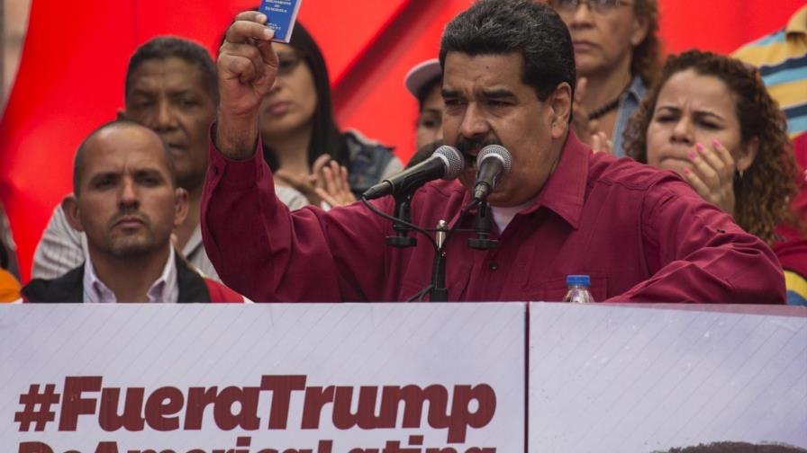 Maduro moviliza a la Fuerza Armada ante amenaza militar de Trump