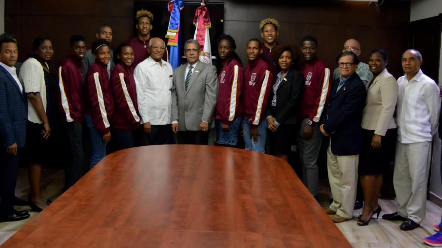 UNEV despide a 14 deportistas que participarán en Juegos Mundiales Universitarios Taipéi