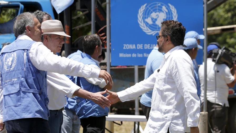 Guerrilleros de las FARC se despiden de sus armas y ahora temen por su vida