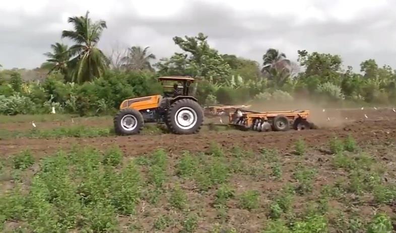 En cinco años el presidente Medina ha revolucionado la agropecuaria, dice ministro de Agricultura 