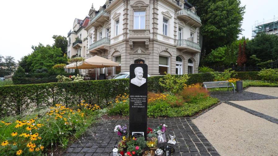 Memphis “resucita” a Elvis cuarenta años después Memphis “resucita” a Elvis cuarenta años después