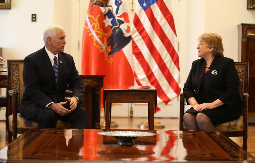 Vicepresidente de EE.UU. llega a Chile en gira marcada por crisis venezolana