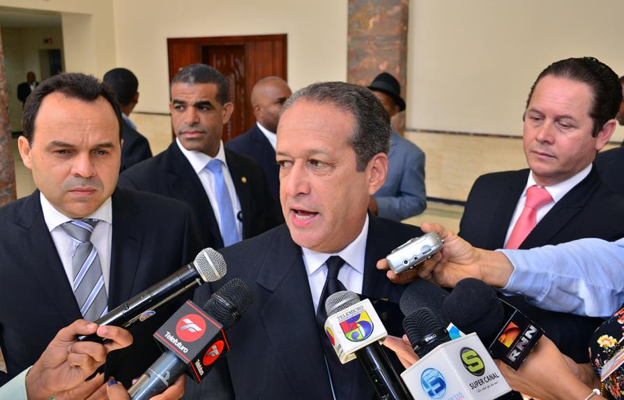 Reinaldo Pared dice candidaturas “no están en agenda” en el PLD 