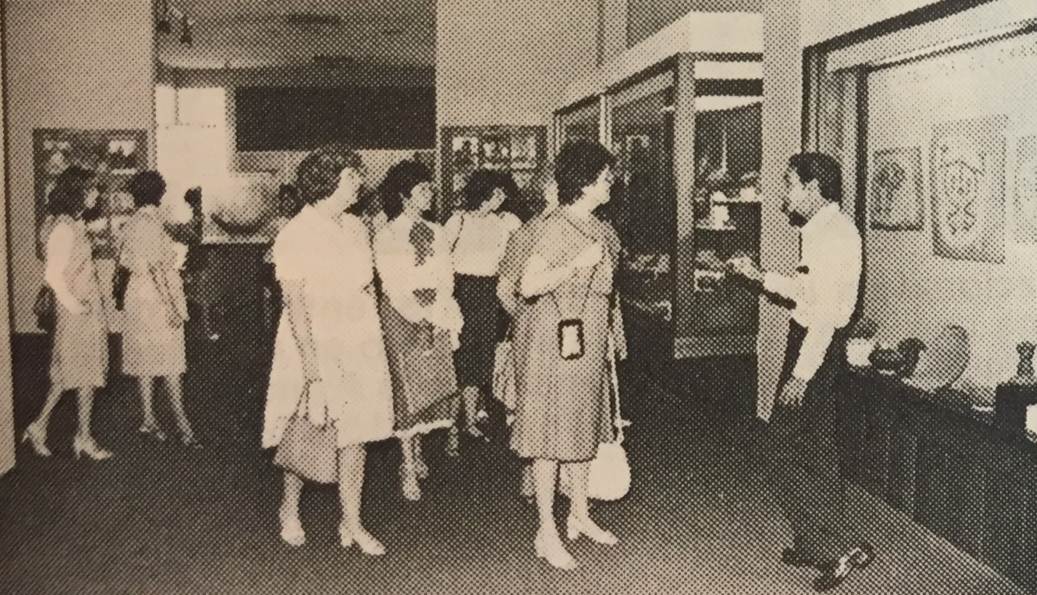Visitantes al Museo del Hombre Dominicano en 1983.