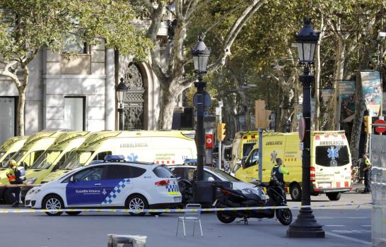 Reportan 13 muertos en atentado terrorista en Barcelona