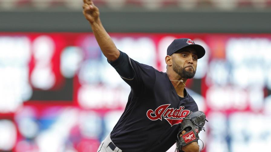 Danny Salazar ha sido su propio instructor en la lomita Danny Salazar ha sido su propio instructor en la lomita