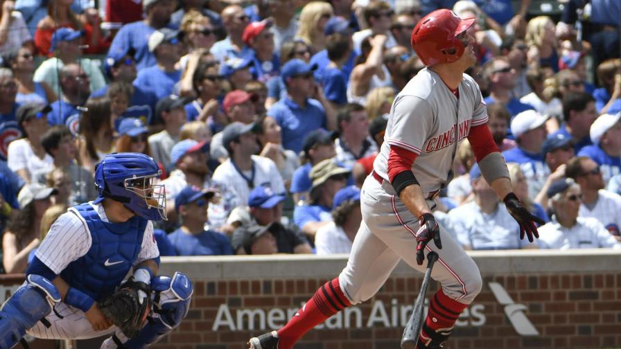 Rojos vencen a Cachorros en feria de jonrones 