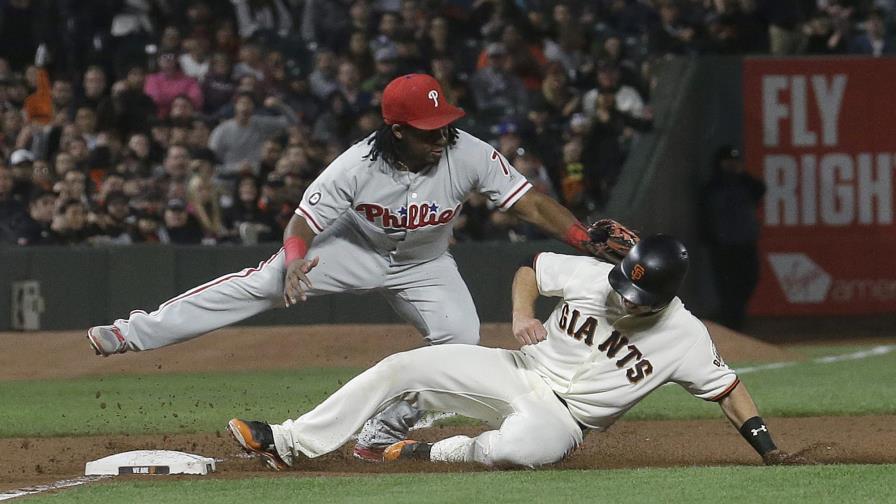 Samardzija poncha a 6 y Gigantes ganan a Filis 5-4