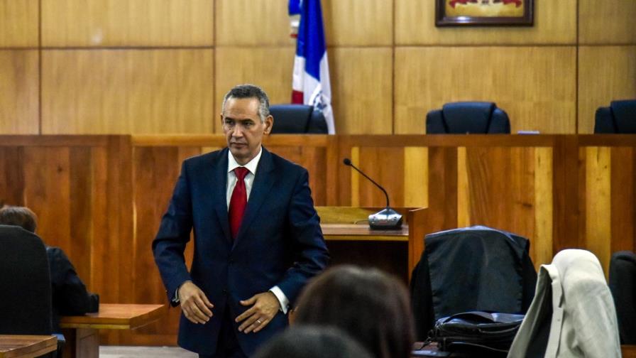 Tribunal descarga a exdirector Inapa y a ingeniera Perdomo Tribunal descarga a exdirector Inapa y a ingeniera Perdomo